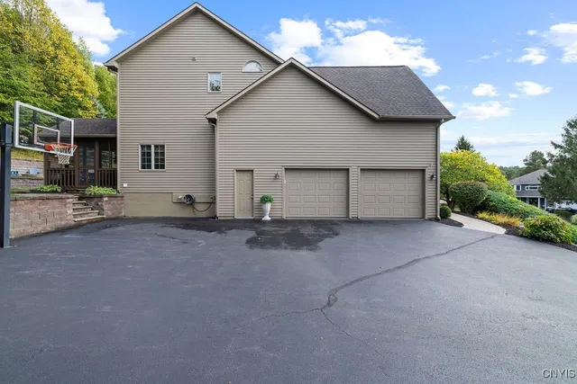 $799,900 | 4548 Ashfield Terrace, Onondaga, NY 13215