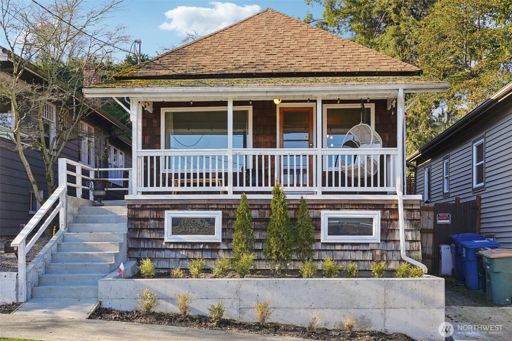 1113 33rd Avenue South Seattle, WA 98144 - Photo 2 of 28