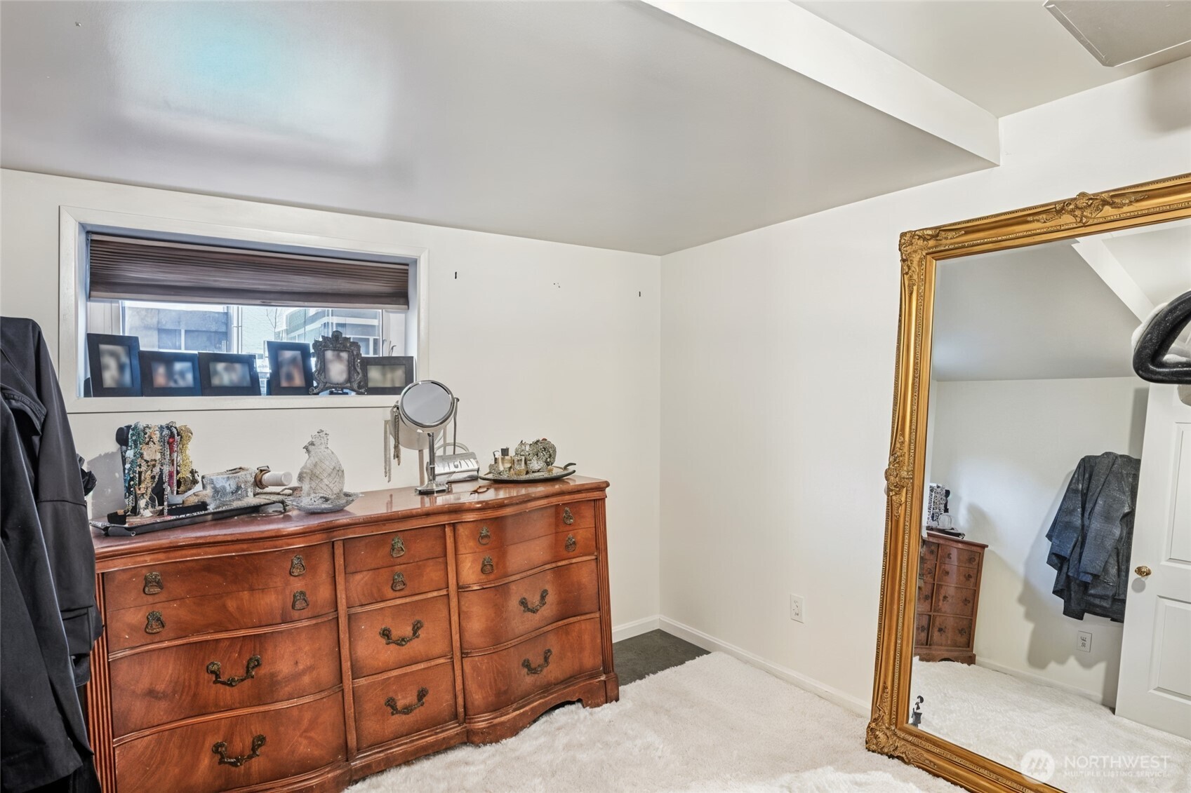 1113 33rd Avenue South Seattle, WA 98144 - Photo 21 of 28 a room with a baby crib