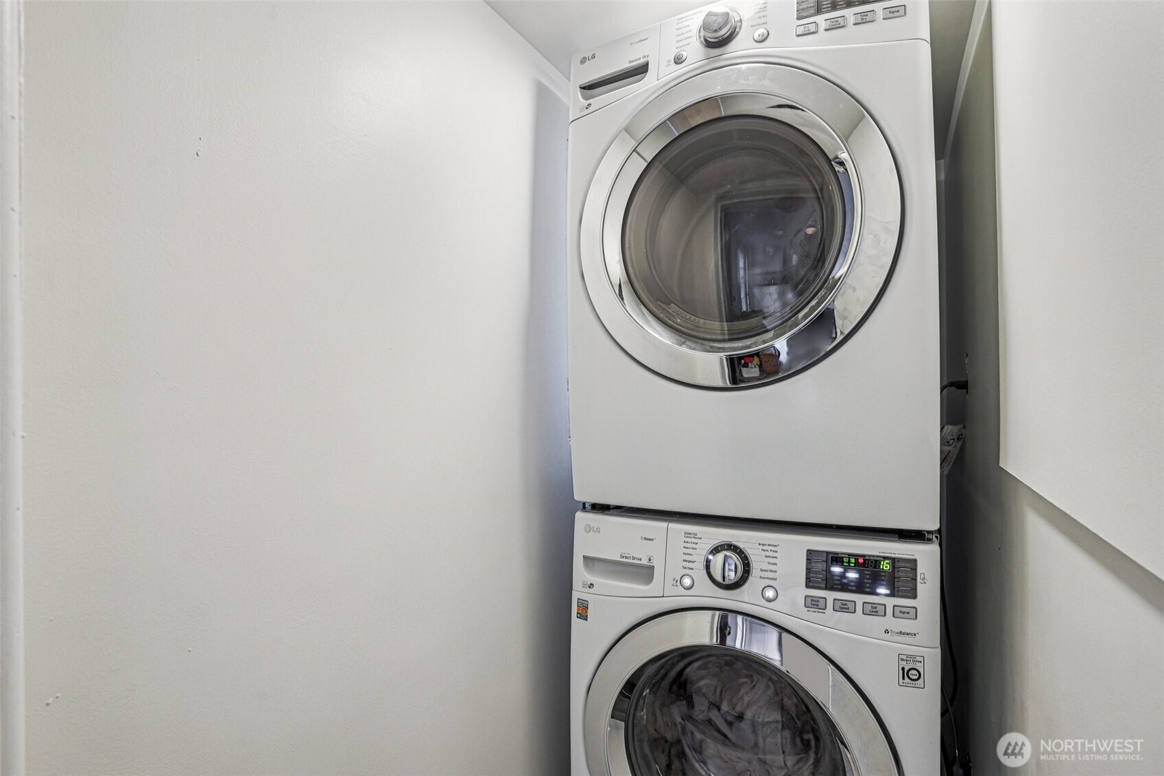 1113 33rd Avenue South Seattle, WA 98144 - Photo 23 of 28 a utility room with dryer and washer