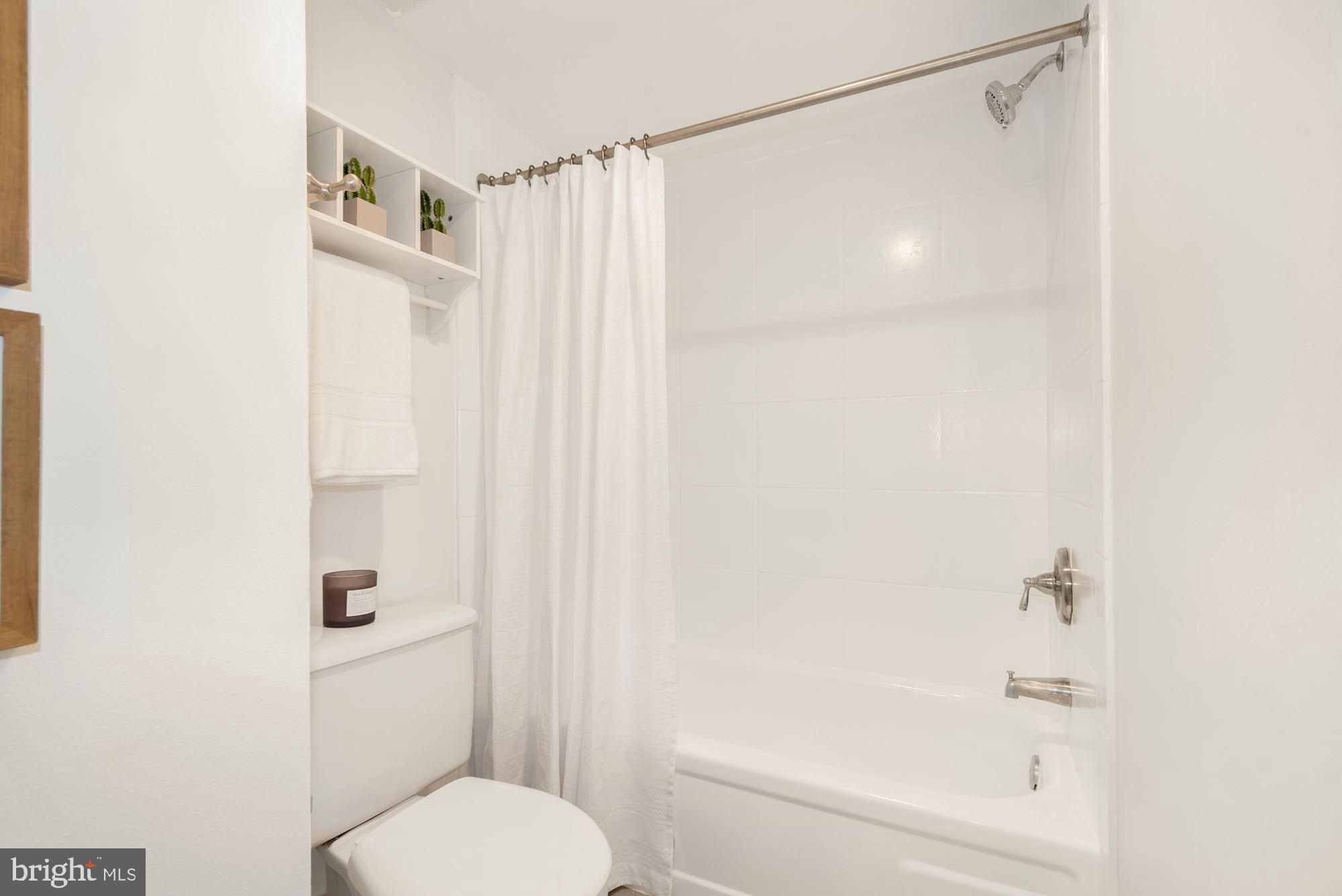 1245 13th Street Northwest, Unit PH1014 Washington, DC 20005 - Photo 17 of 36