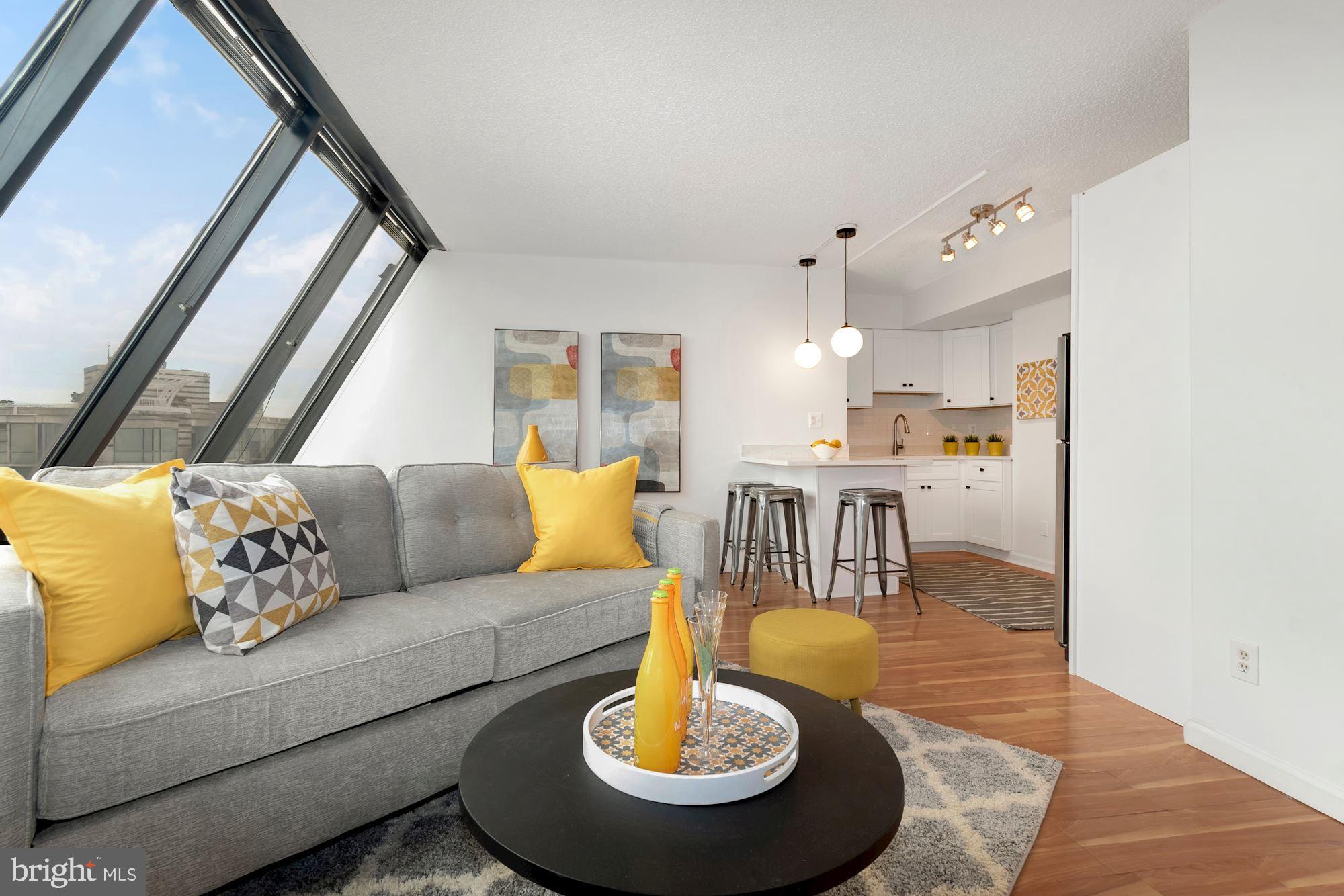 1245 13th Street Northwest, Unit PH1014 Washington, DC 20005 - Photo 3 of 36