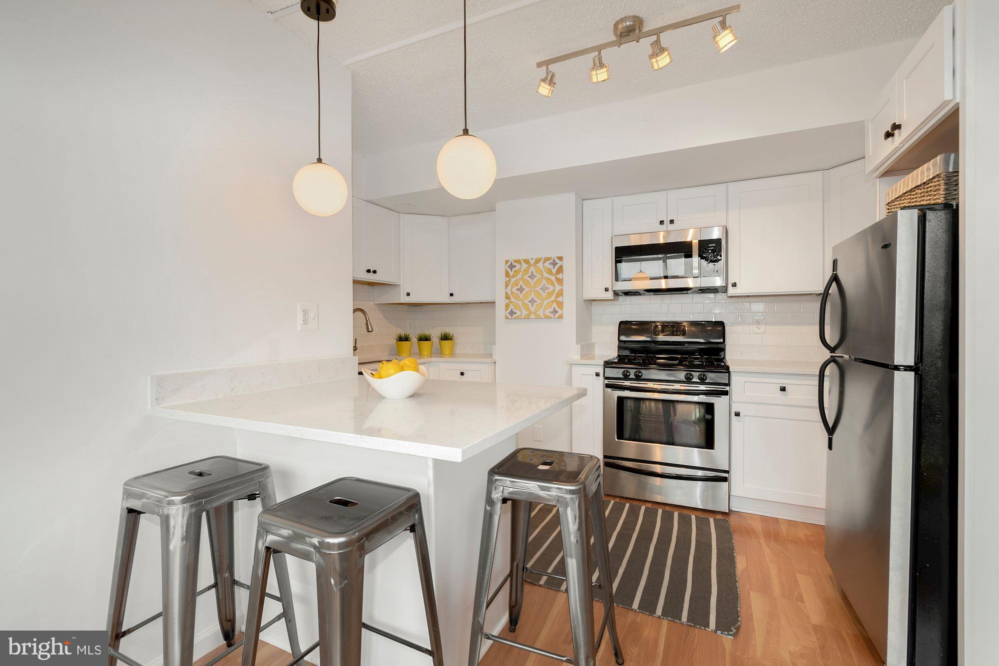 1245 13th Street Northwest, Unit PH1014 Washington, DC 20005 - Photo 8 of 36