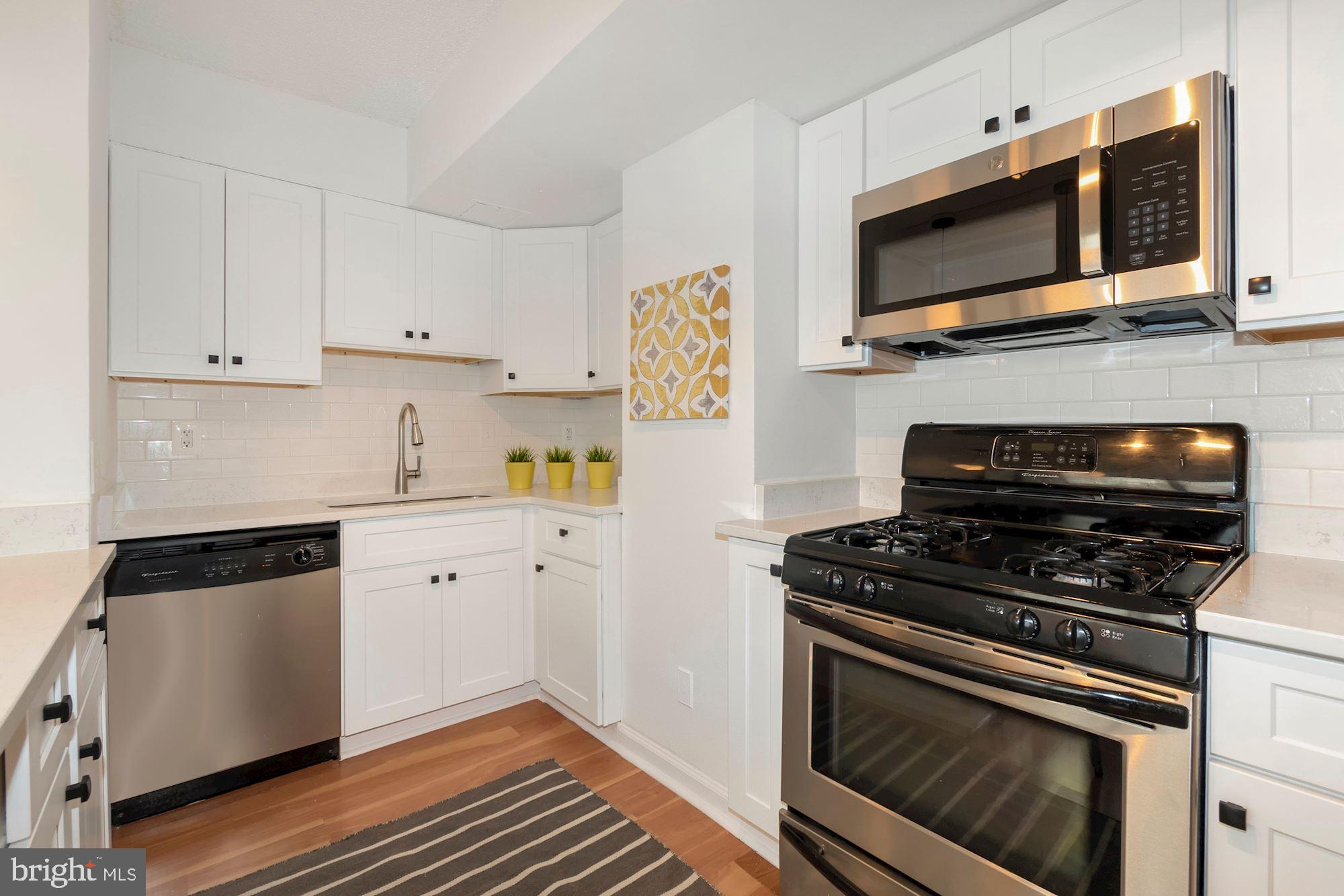 1245 13th Street Northwest, Unit PH1014 Washington, DC 20005 - Photo 9 of 36