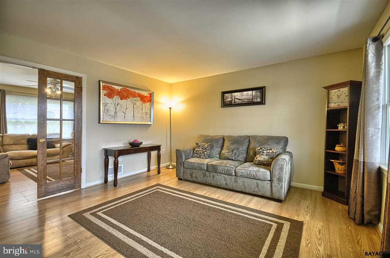349 Big Spring Road Etters, PA 17319 - Photo 3 of 26 Gallery Image 3