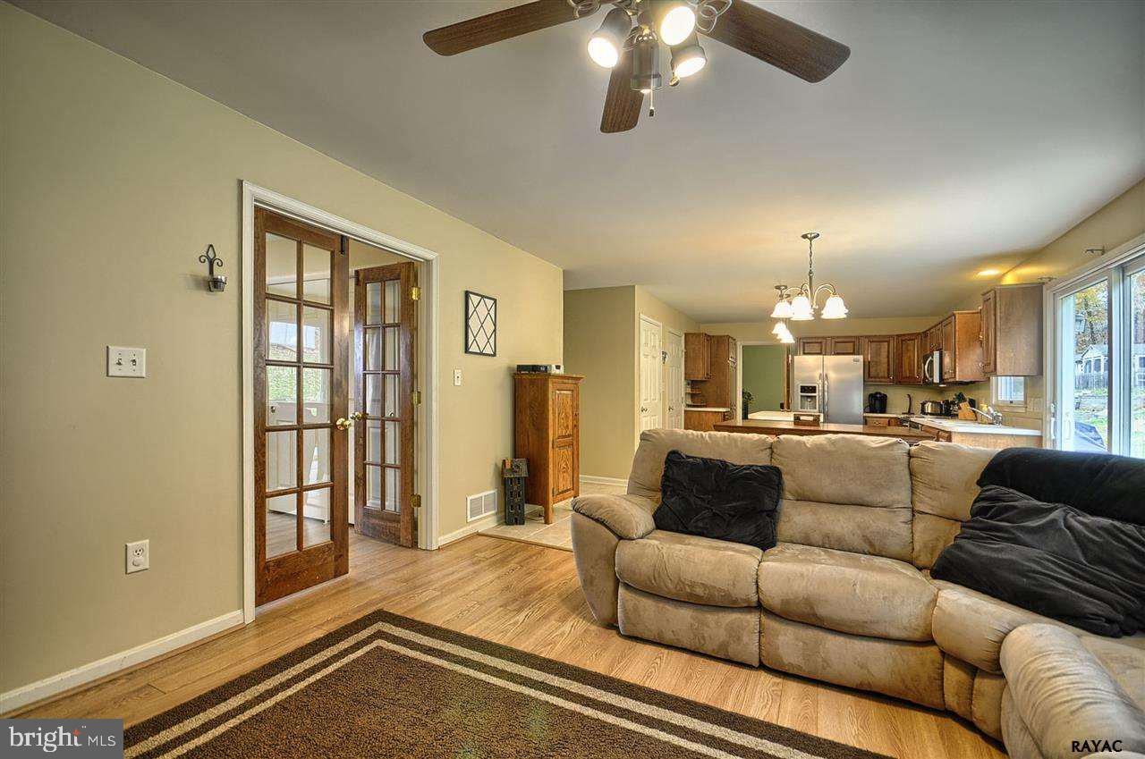349 Big Spring Road Etters, PA 17319 - Photo 5 of 26 Gallery Image 5