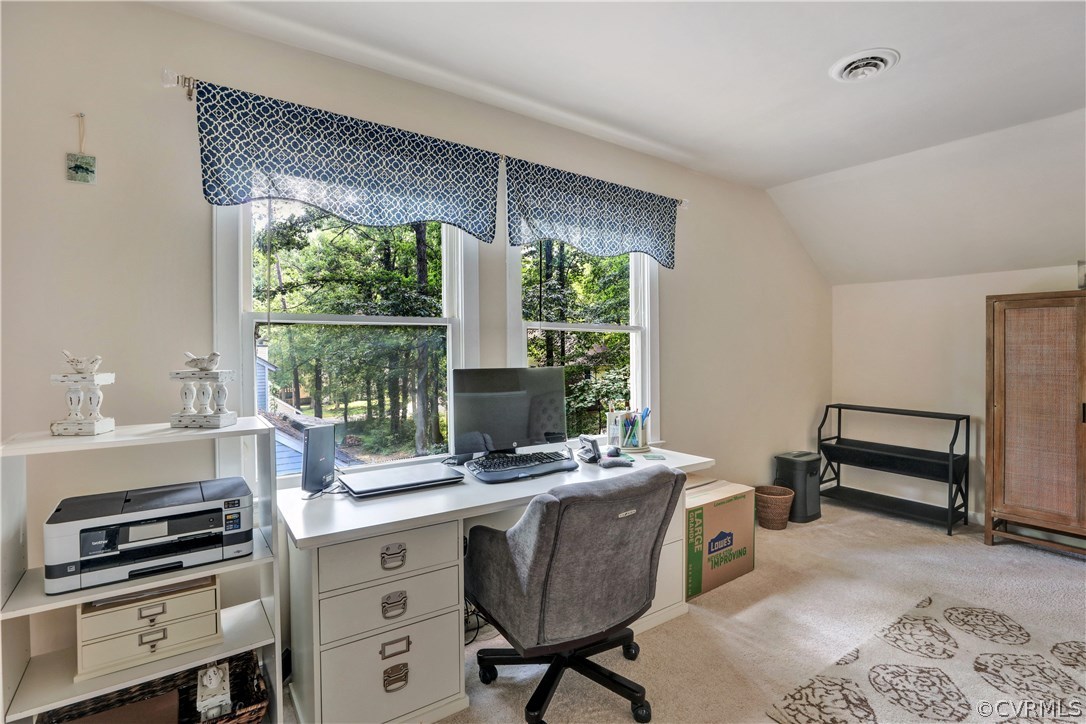 5612 Woods Walk Road Midlothian, VA 23112 - Photo 18 of 26 a room with furniture and a window