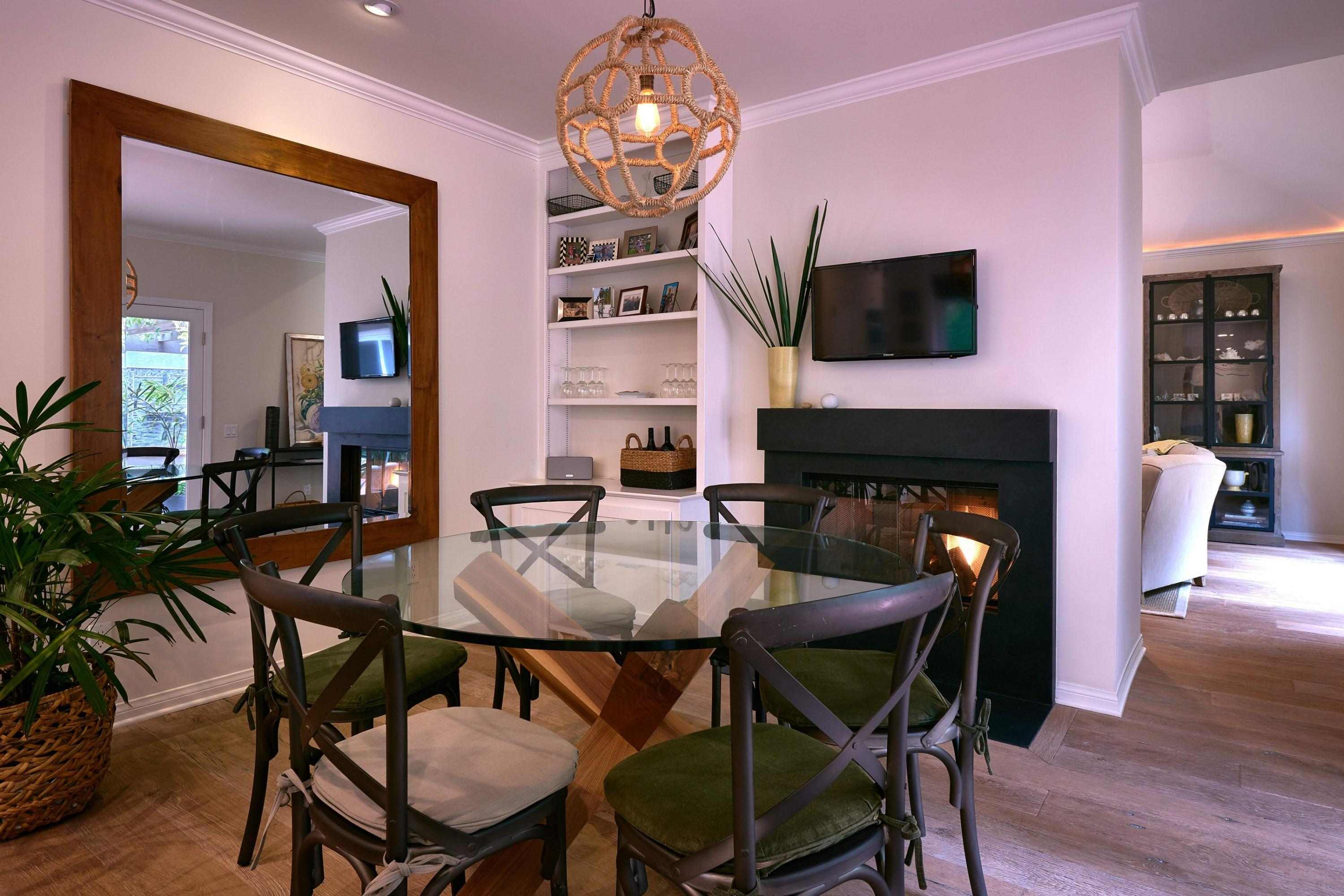 1156 Hill Road Montecito, CA 93108 - Photo 6 of 23 Dining:Fireplace