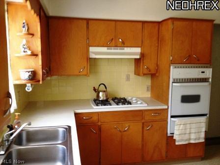 2542 Burnham Road Akron, OH 44333 - Photo 16 of 25 Gallery Image 16