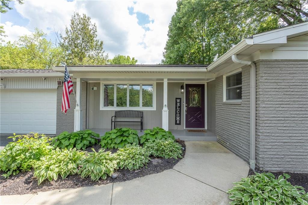8537 Crown Point Road Indianapolis, IN 46278 - Photo 2 of 26 Gallery Image 2