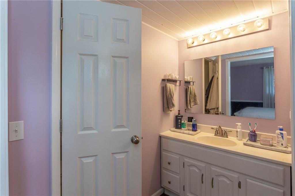 8537 Crown Point Road Indianapolis, IN 46278 - Photo 13 of 26 Gallery Image 13
