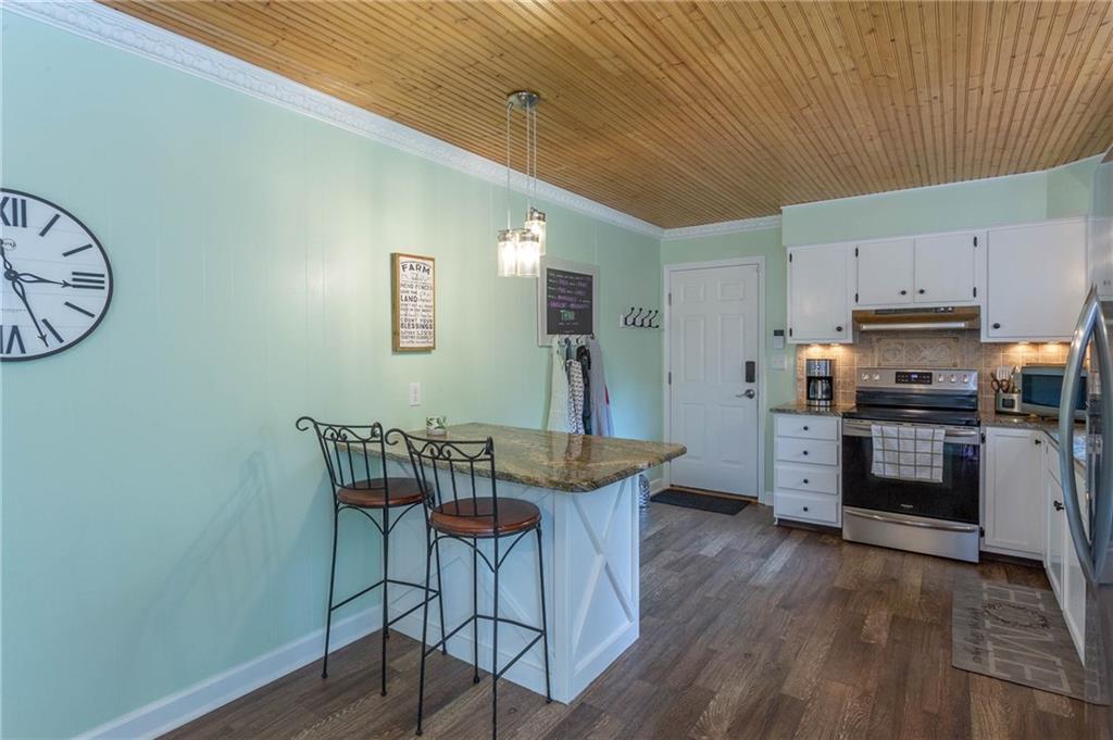 8537 Crown Point Road Indianapolis, IN 46278 - Photo 4 of 26 Gallery Image 4