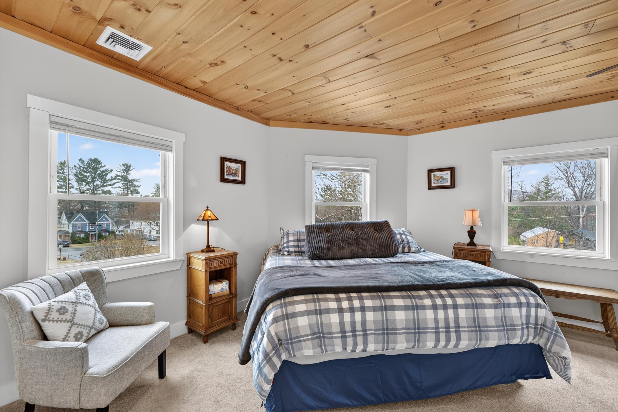 14 Myrtle Street Whitefield, NH 03598 - Photo 23 of 46