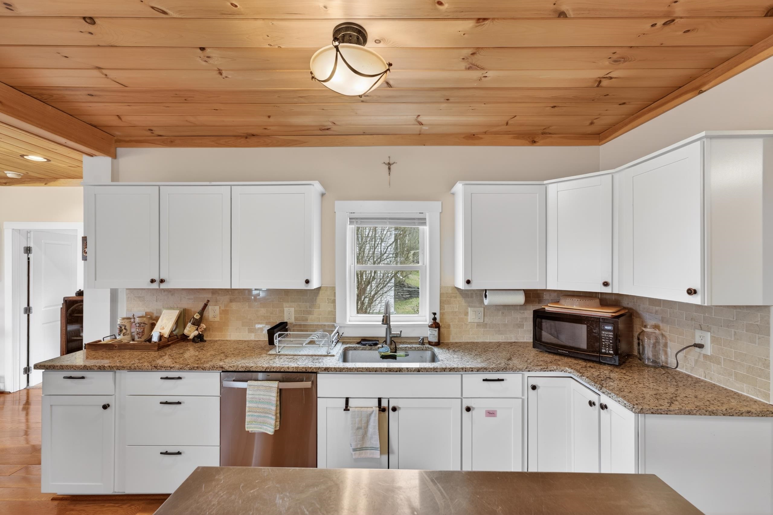 14 Myrtle Street Whitefield, NH 03598 - Photo 6 of 46