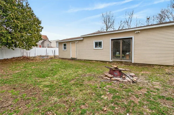 $139,900 | 209 Cooper Street, Arcadia, NY 14513