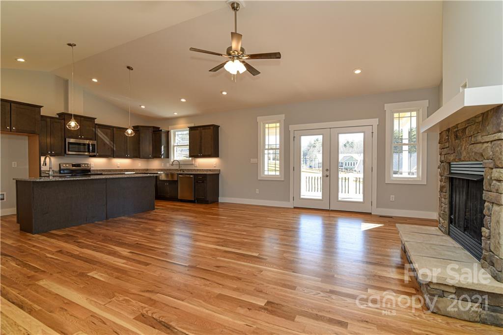 321 Walnut Ridge Lane Weaverville, NC 28787 - Photo 14 of 20 Gallery Image 14