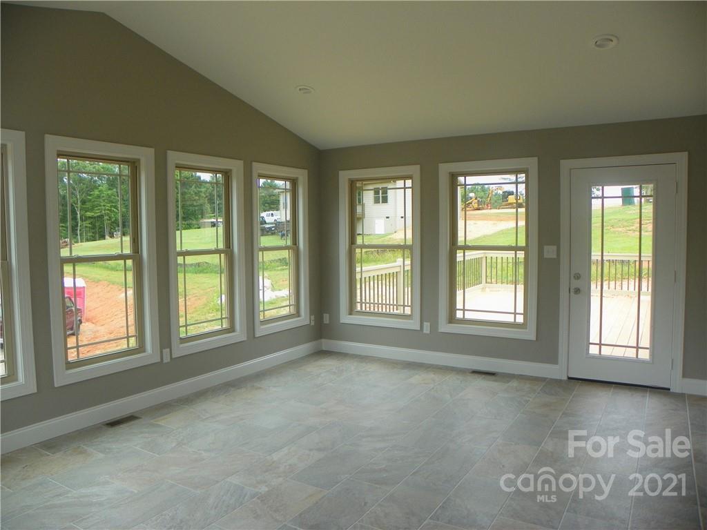 321 Walnut Ridge Lane Weaverville, NC 28787 - Photo 6 of 20 Gallery Image 6