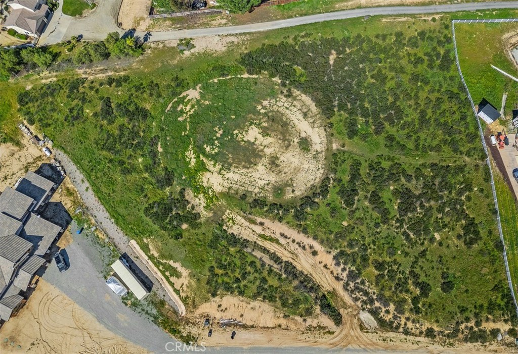 0 Summit Circle Temecula, CA 92592 - Photo 8 of 13 a view of a yard