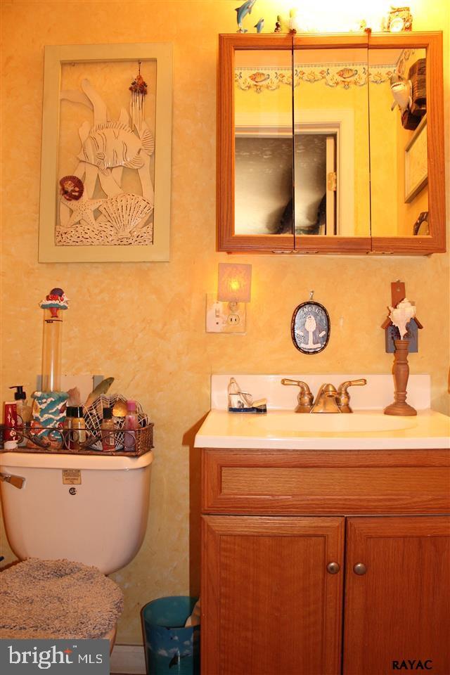 8229 Orchard Road Thomasville, PA 17364 - Photo 14 of 29 Gallery Image 14