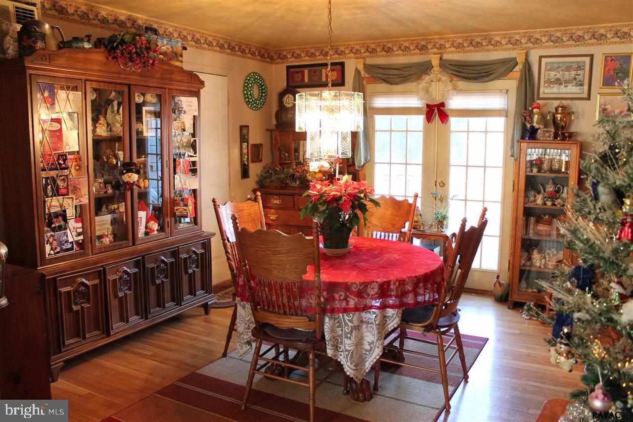 8229 Orchard Road Thomasville, PA 17364 - Photo 6 of 29 Gallery Image 6