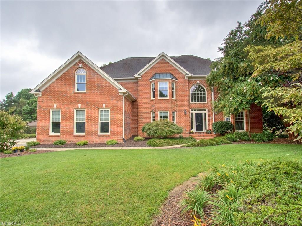 Brick home in popular Northwest School District!  