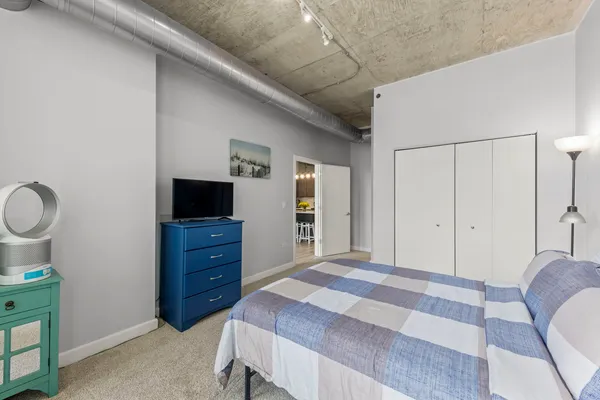 $399,900 | 1305 South Michigan Avenue, Unit 712, Chicago, IL 60605