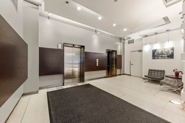 $399,900 | 1305 South Michigan Avenue, Unit 712, Chicago, IL 60605
