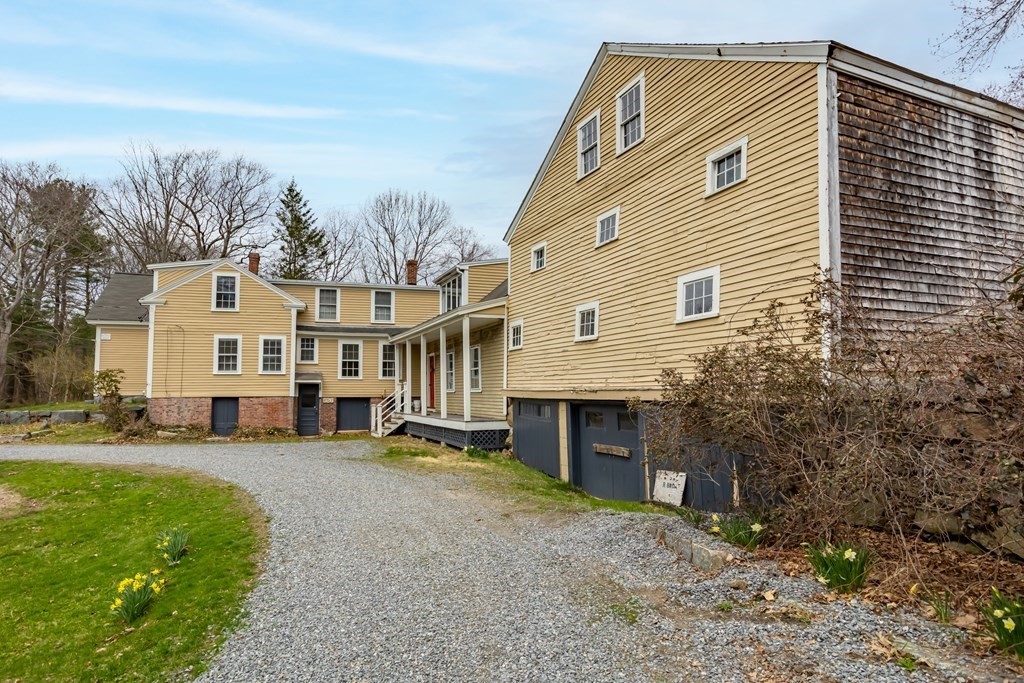 524-526 Stow Road Boxborough, MA 01719 - Photo 36 of 42 Gallery Image 36