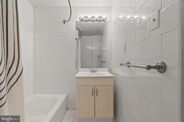 $275,000 | 1828-00 Green Street, Unit 1R, Philadelphia, PA 19130