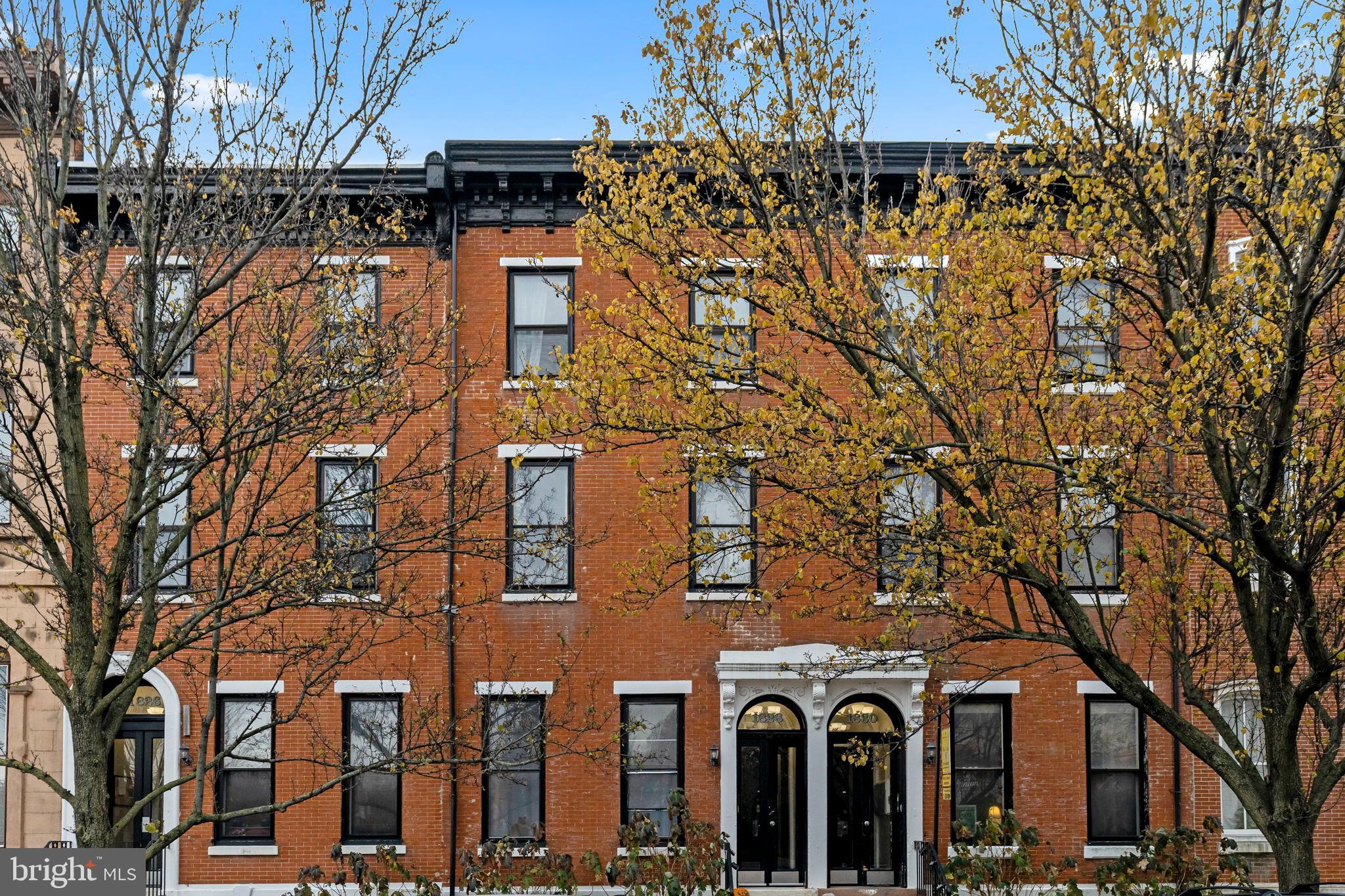 1828-00 Green Street, Unit 1R Philadelphia, PA 19130 - Photo 2 of 37 front view of a building