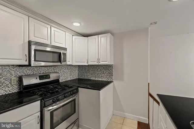 $275,000 | 1828-00 Green Street, Unit 1R, Philadelphia, PA 19130