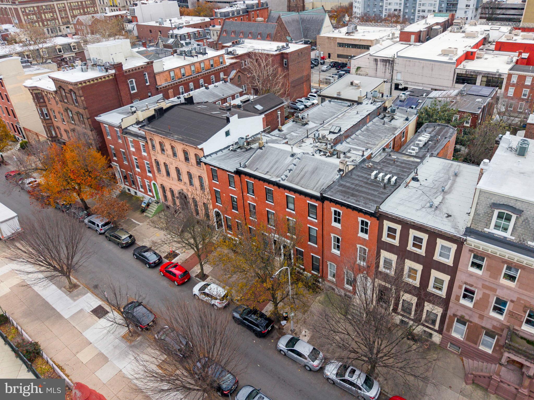 1828-00 Green Street, Unit 1R Philadelphia, PA 19130 - Photo 33 of 37 a city view