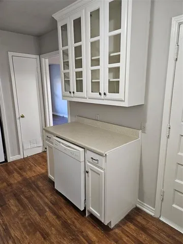 $1,200 | 2221 North Shannon Street, Sherman, TX 75092