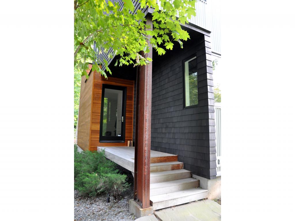 412 Crow Hill Road Hinesburg, VT 05461 - Photo 4 of 34 Gallery Image 4
