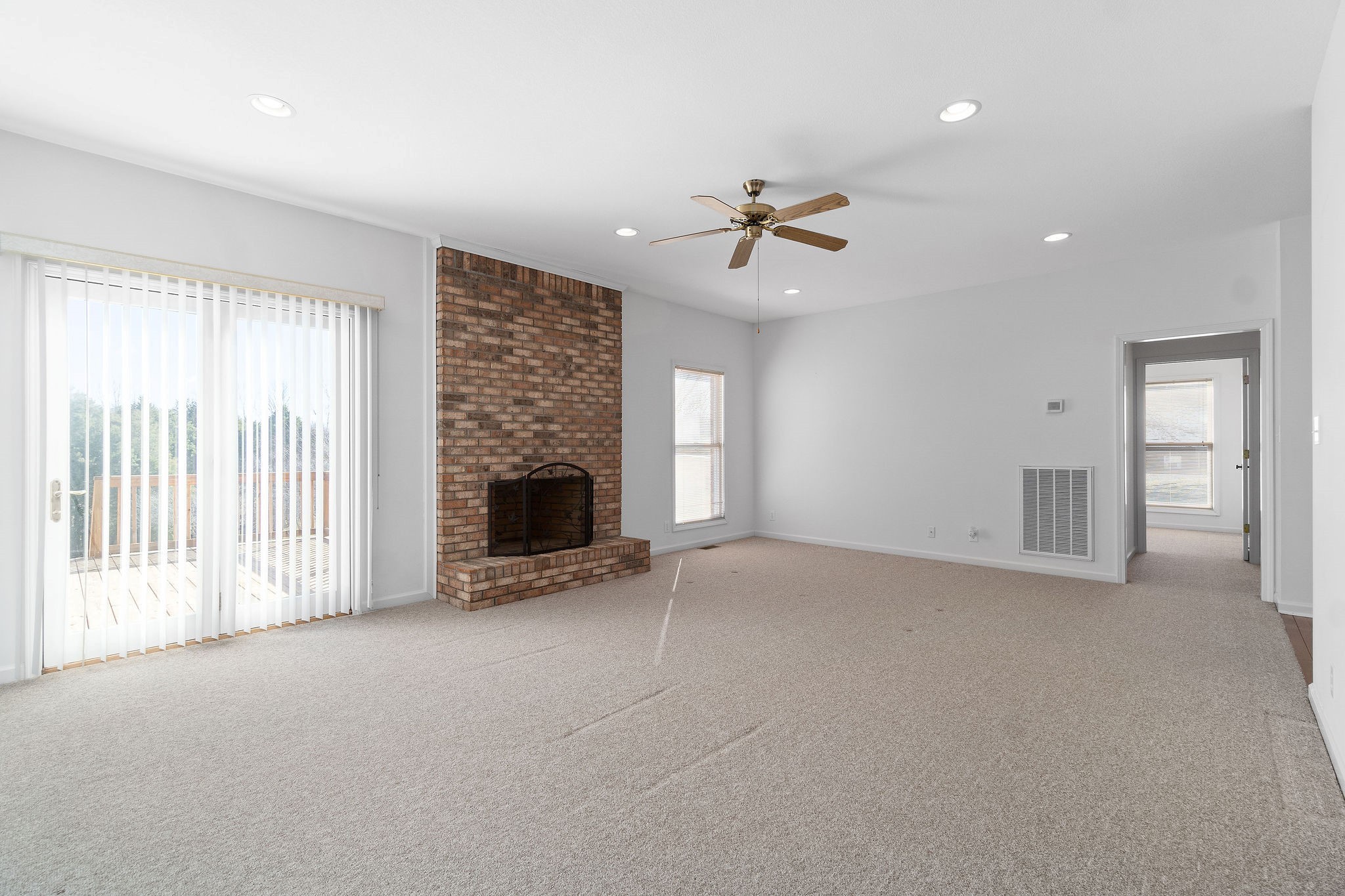 1426 Lock B Road South Clarksville, TN 37040 - Photo 8 of 37 Gallery Image 8