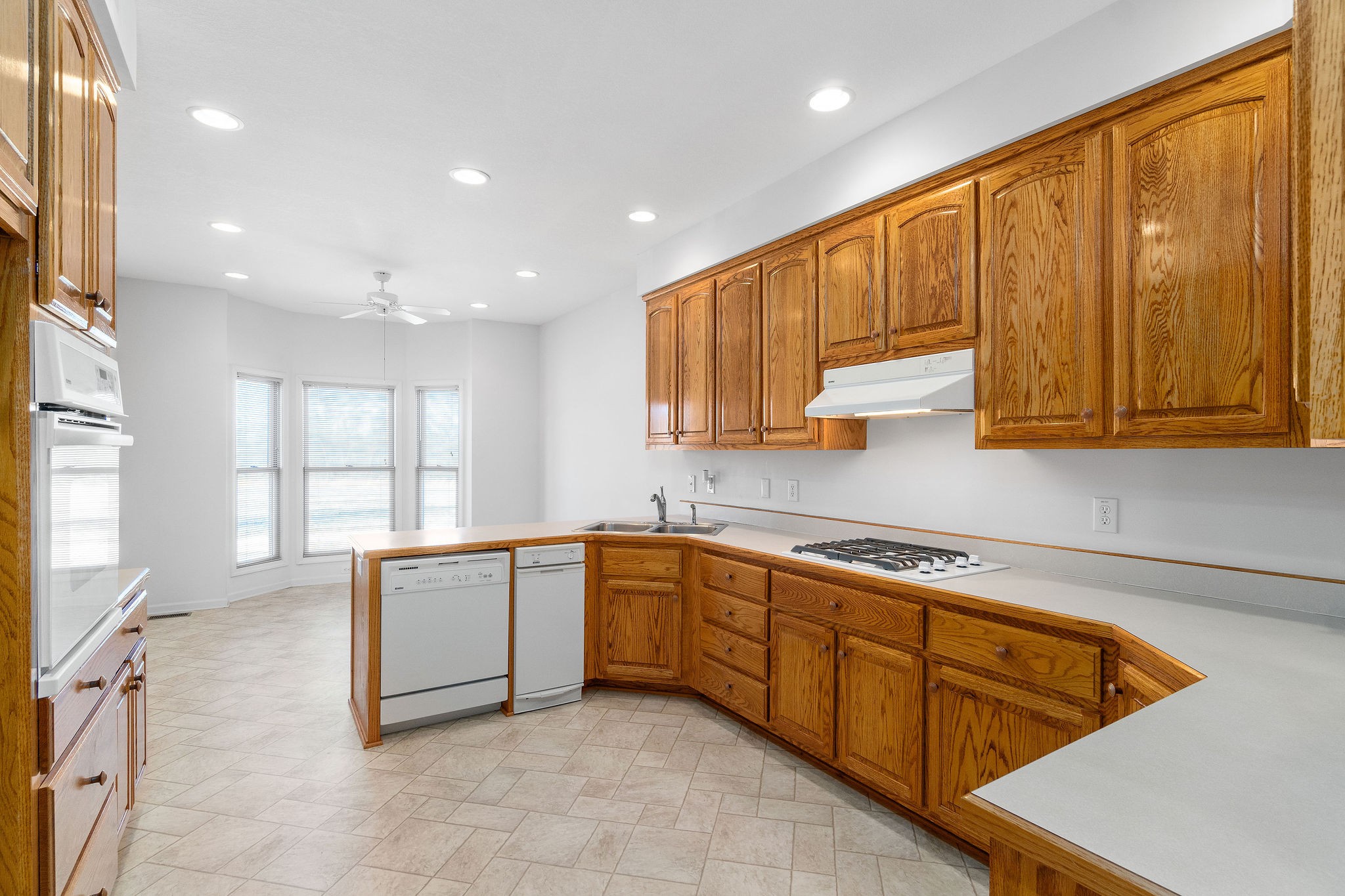 1426 Lock B Road South Clarksville, TN 37040 - Photo 10 of 37 Gallery Image 10