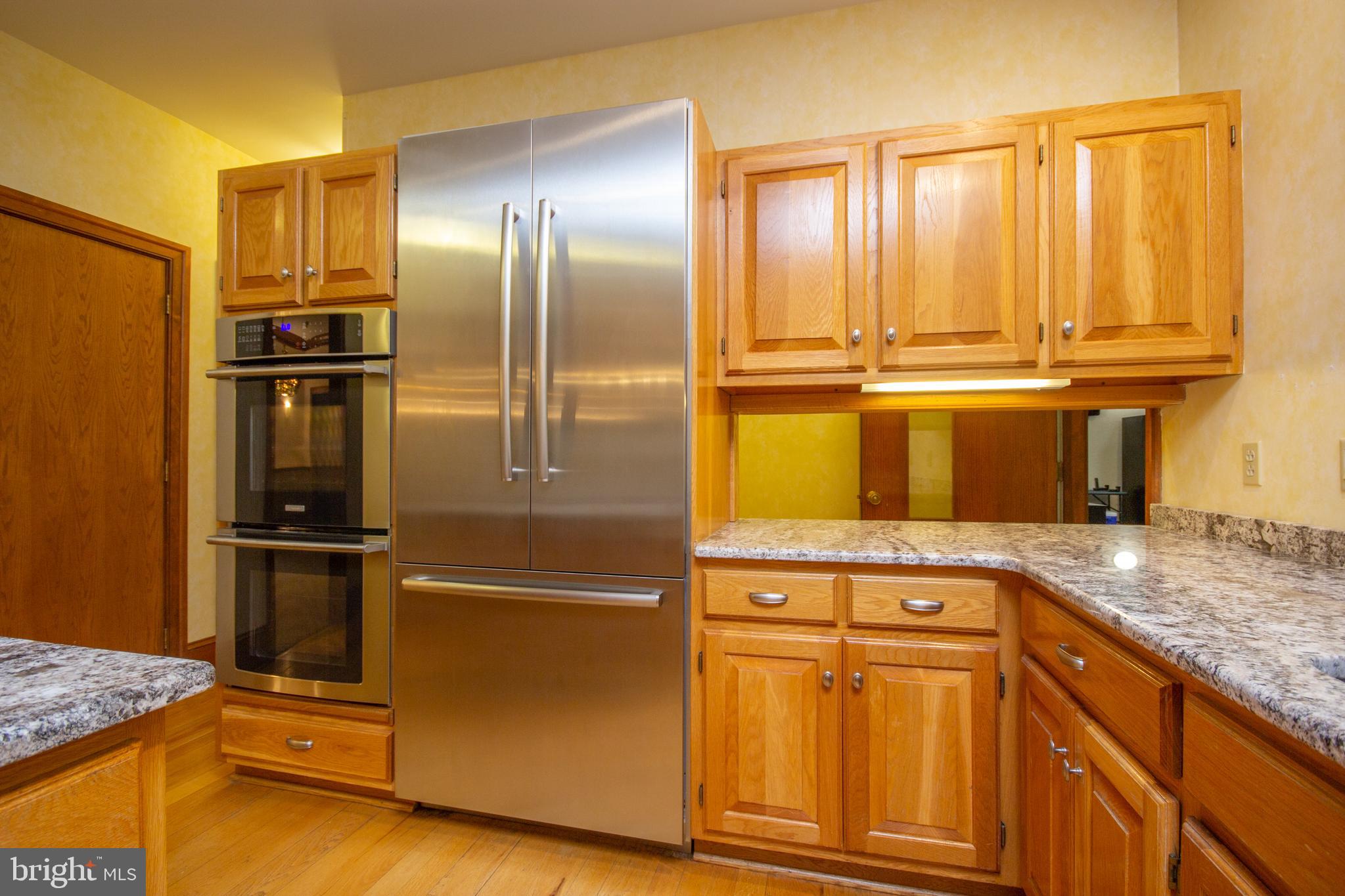 221 Stoopville Road Newtown, PA 18940 - Photo 13 of 60 Kitchen