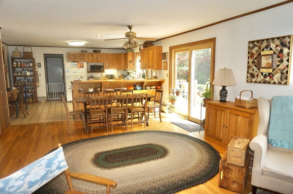 153 North Valley Road Pelham, MA 01002 - Photo 8 of 42