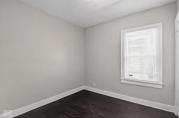 $159,900 | 424 Harvard Place, Indianapolis, IN 46208