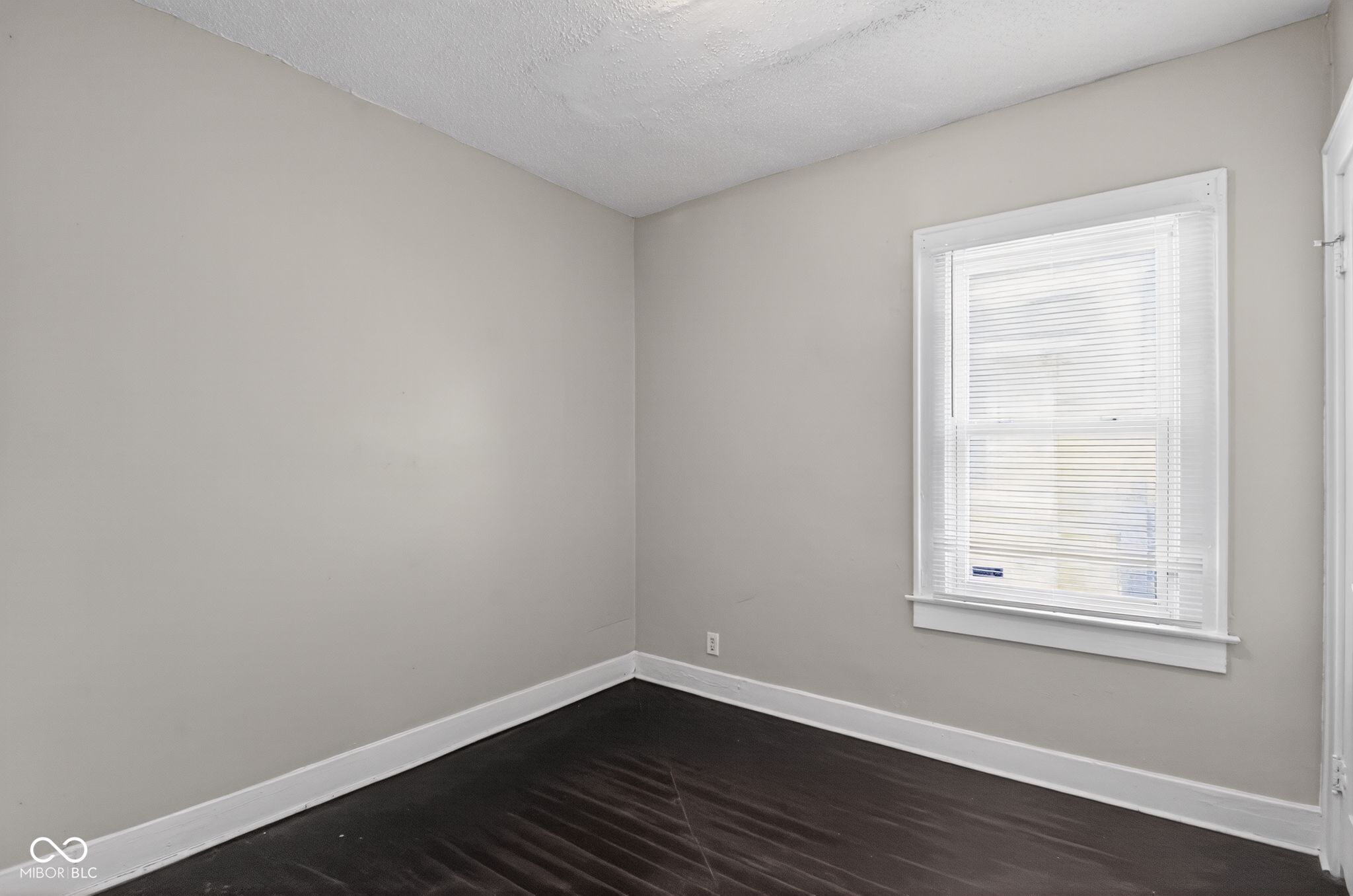 424 Harvard Place Indianapolis, IN 46208 - Photo 16 of 42