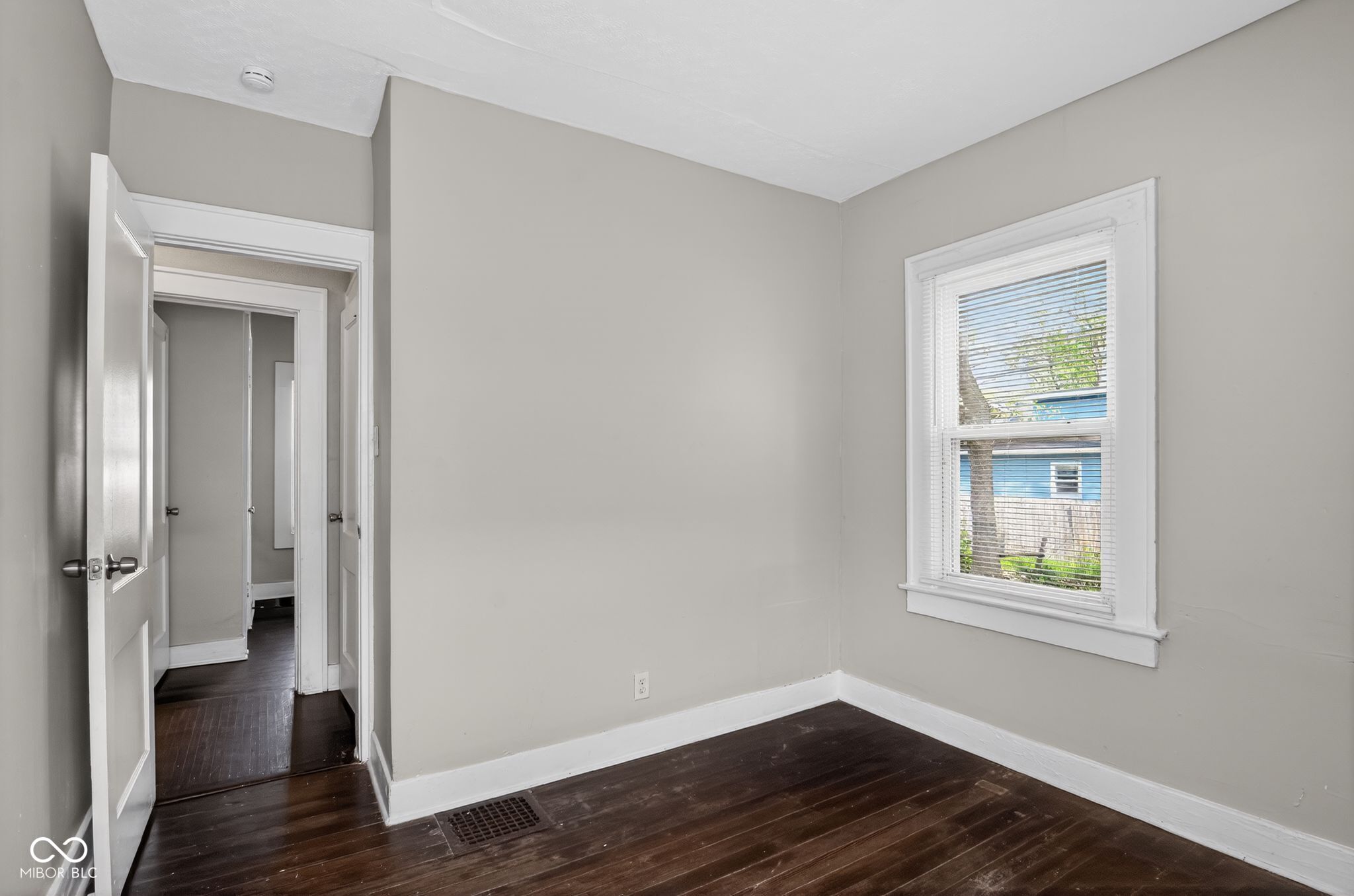 424 Harvard Place Indianapolis, IN 46208 - Photo 18 of 42