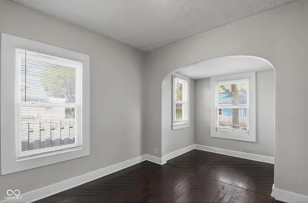 $159,900 | 424 Harvard Place, Indianapolis, IN 46208