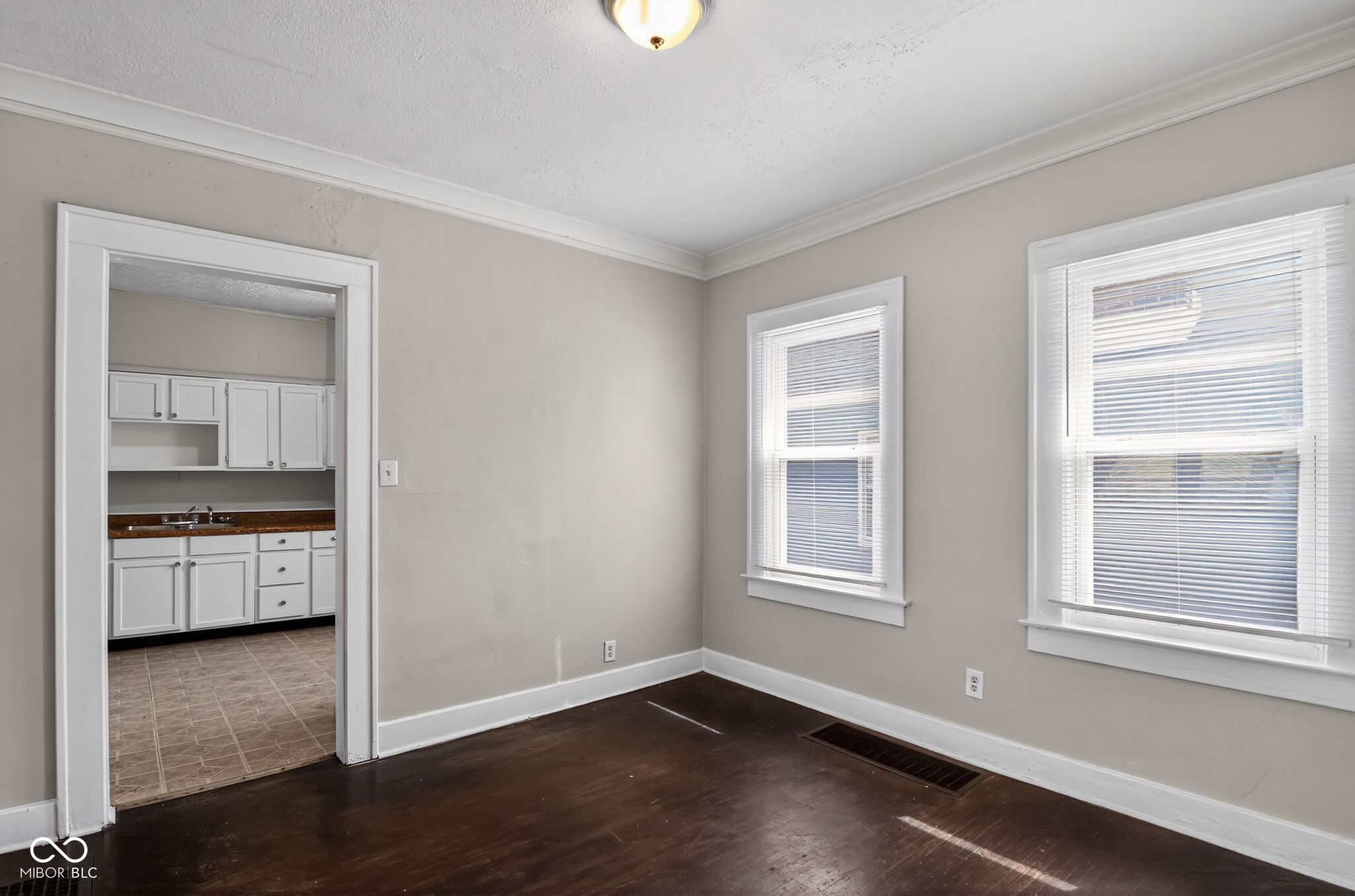 424 Harvard Place Indianapolis, IN 46208 - Photo 22 of 42