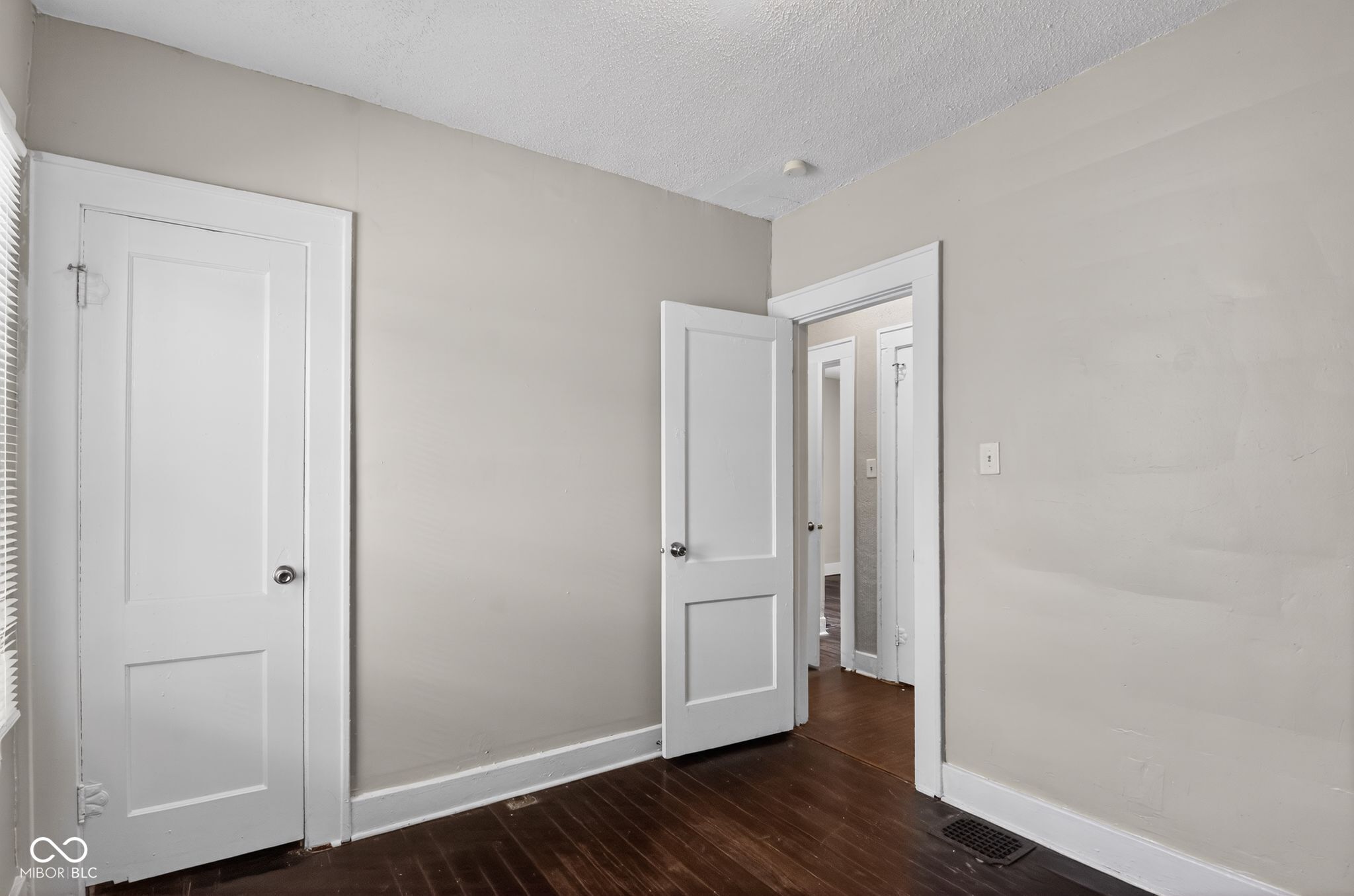 424 Harvard Place Indianapolis, IN 46208 - Photo 25 of 42