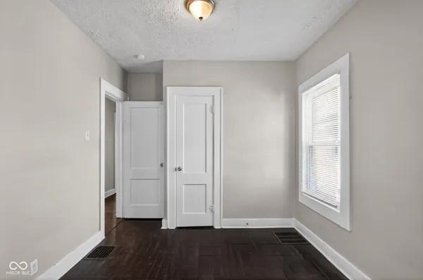 $159,900 | 424 Harvard Place, Indianapolis, IN 46208