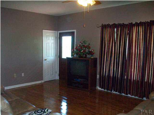 2907 Butler Street Atmore, AL 36502 - Photo 4 of 20