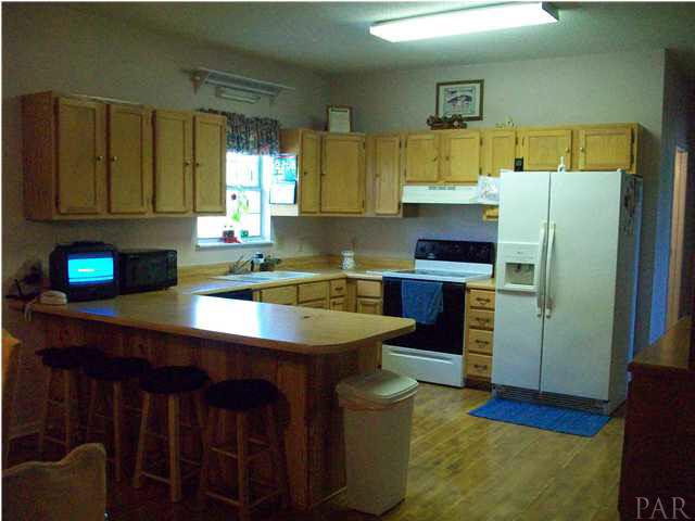 2907 Butler Street Atmore, AL 36502 - Photo 6 of 20