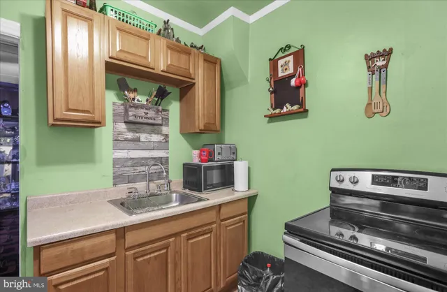 $164,900 | 912 Locust Street, Reading, PA 19604