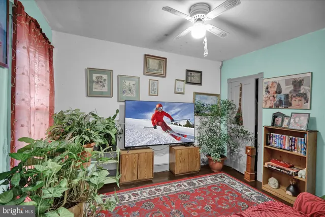 $164,900 | 912 Locust Street, Reading, PA 19604