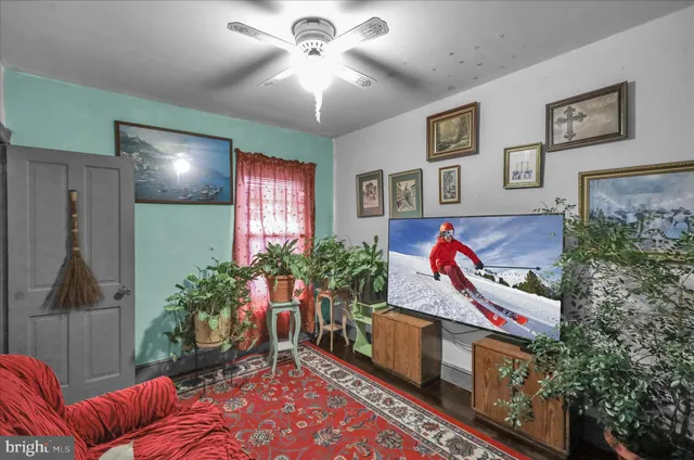 $164,900 | 912 Locust Street, Reading, PA 19604